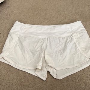Lululemon shorts!